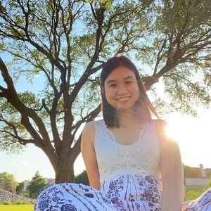 Meet your Posher, Theresa diana